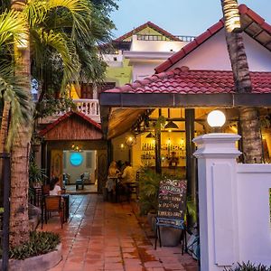 Villa D Riverside Boutique Hotel